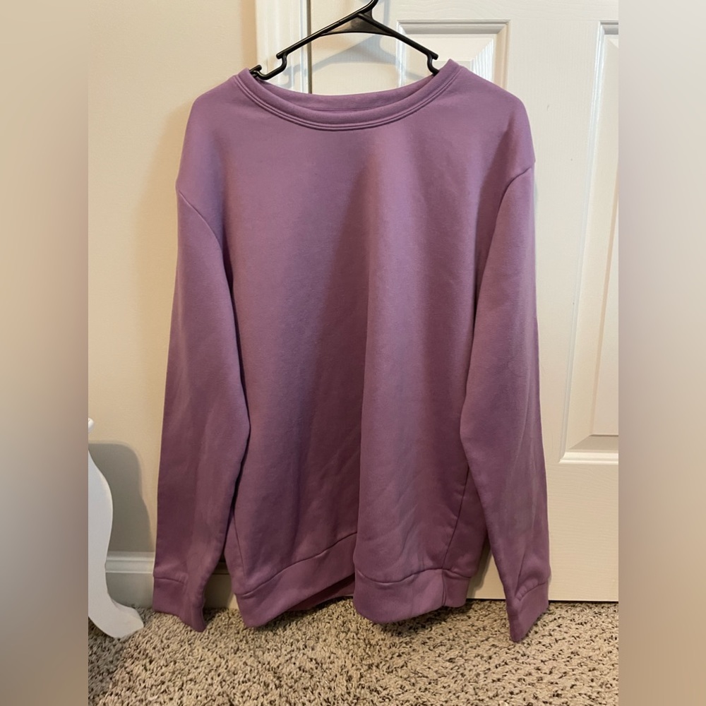Drop Shoulder Sweatshirt